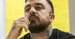 Gabriele rubini , alias chef rubio , chef di professione, personaggio televisivo, ex giocatore di rugby e attore, ha approfondito le cause del conflitto, fornendo importanti informazioni sulle. Chef Rubio Insulta La Lombardia E Giustifica Chi Va A Correre Coronavirus L Ultima Sparata Del Cuoco Libero Quotidiano