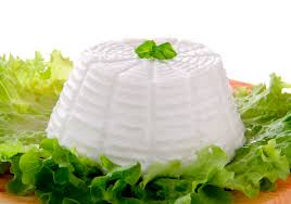 La ricotta di mucca è la più leggera ed è quindi preferibile agli altri tipi di ricotta durante la dieta dimagrante. I Diabetici Possono Mangiare Ricotta Quante Calorie Ha Medicina Online