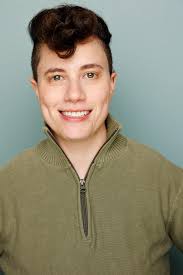 Bones" The Drama in the Queen (TV Episode 2014)