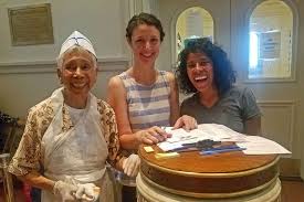 It's more than just feeding the hungry and the working poor, it's an opportunity to help a neighbor in need, whether that means you are plating their meal, connecting with them with social services or career. Soup Kitchen Volunteers St Ann The Holy Trinity