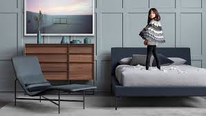 Completely upholstered from top to bottom, the neat lounge chair is as friendly to the posterior as it is to the eyes. Http Www Casa Co Kr Uploadfiles Catalog 10 6 15703666886411 Pdf