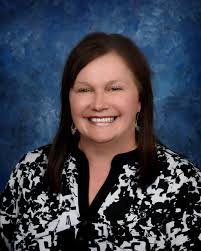 Terri Weir's Instagram, Twitter & Facebook