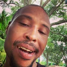 Will a 21x7x10 tire fit