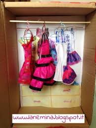 Visualizza altre idee su armadi fai da te, case, planimetrie dell'appartamento. L Armadio Di Barbie La Nemina