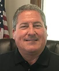 Lisa Simcox's Instagram, Twitter & Facebook