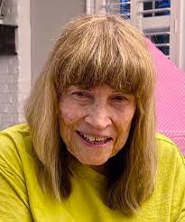 Betty Edens's Instagram, Twitter & Facebook