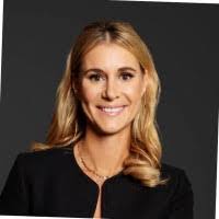 Nicole Hirschfeld's Instagram, Twitter & Facebook