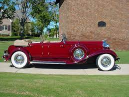 Body By Lebaron 1933 Chrysler Imperial Roadster Body By Lebaron Chrysler Imperial Vintage Cars American Classic Cars