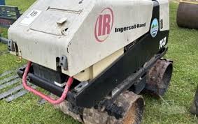Ingersoll Rand TC-13 Walk-Behind Compactor