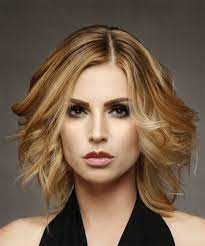 New Hairstyles The Latest Hairstyles For 2021 Honey Blonde Hair Color Bob Hairstyles Honey Blonde Hair