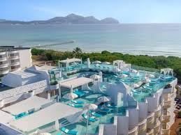 Alle wollen an den strand! Hotels Bucht Von Alcudia Gunstig Buchen Spanien Ab In Den Urlaub De