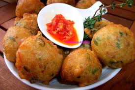 Accras De Thon Au Piment Et Gingembre Recette Accras Recettes De Cuisine Cuisine