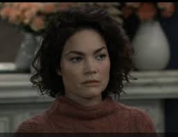 What's up with that judge's hair?