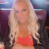 50+ "Fiona Armstrong" profiles