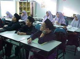 Inilah kefahaman asas yang ditekankan kepada para pelajar sri hira'. Profil Sekolah Menengah Islam Hira Shah Alam
