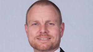 New Year Honours: Cycling coach Alan Davis awarded MBE