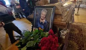 Людмила лядова,нина пантелеева — паутиночка 03:00. Er3bgamq1ichcm