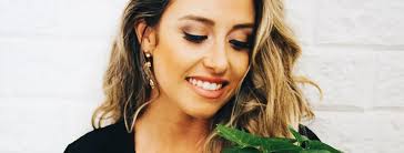 All stories published by Curious