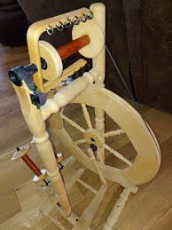 All louet spinning wheels, like the julia and the folding victoria have maintenance free ball bearings to ensure excellent spinning ability. Vintage Louet S70 Spinning Wheel