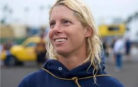 Women Swimming Circles Around Manhattan Island