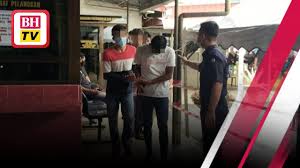 Tertuduh yang berselendang biru dan berbaju kurung merah jambu didakwa mengikut seksyen 395 kanun keseksaan dan dibaca bersama seksyen 397 kanun sama yang membawa hukuman penjara maksimum 20 tahun dan boleh dikenakan sebat. Perompak Superbike Tumpas