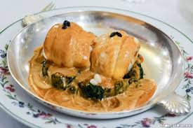 Filet De Sole Nantua Epinards En Feuilles A Peine Cremes Restaurant Benoit Paris Food Restaurant Chicken