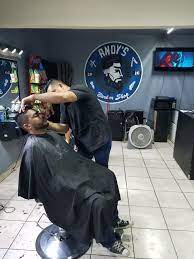 Pin By Andres Quinones On Andy S Barbershop Mexicali Fashion Barber Shop Mexicali