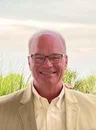 Leonard Kennedy's Instagram, Twitter & Facebook