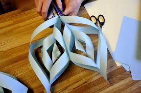 Bastelmaterialien wie papier, perlen, filz oder knetmasse gibt es im fachhandel. Weihnachtssterne Schnell Und Einfach Basteln