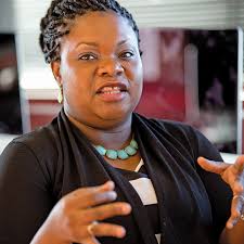 Corporate program matches students with professionals