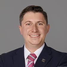 Christopher Fallis's Instagram, Twitter & Facebook