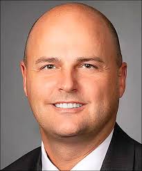 PlainsCapital Bank Names Moore President in Downtown Fort Worth