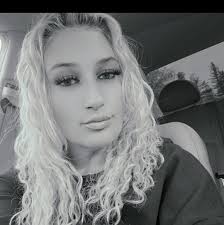 Chico 5/27/2018 @11:20pm South Chico Criminal Domestic Violence: 911 caller  can see a man choking, hitting and now smothering a woman