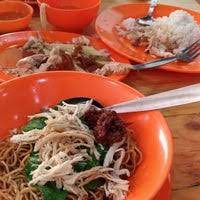 So, don't set too high expectation when you are having nonya assam laksa because you are only they also have other rice dishes like beef rendang nasi lemak ($5.90), ayam rendang nasi lemak ($4.90) and ayam goreng nasi lemak ($4.90). Nasi Ayam Baba Halal Restaurant In Batu Berendam