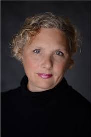 Samantha Spriggs's Instagram, Twitter & Facebook