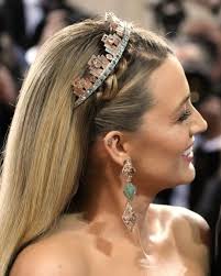 TIARA ALERT: Blake Lively wore a paraiba tourmaline, diamond, and copper  tiara by Lorraine Schwartz for the Met Gala at the...