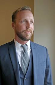 Lawyer who wanted to work at Union Gospel Mission sues after it rejected  him for being bisexual