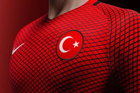 Turkije.nl is de turkije specialist van nederland. Turkije Thuisshirt 2016 2017 Voetbalshirts Com