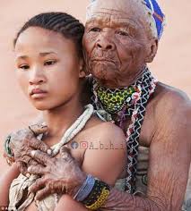 Queen's Grammy Awards Outfit