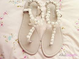 Tasli Suslu Parmak Arasi Terlik Modelleri Beach Wedding Shoes Wedding Sandals Flat Sandals Wedding