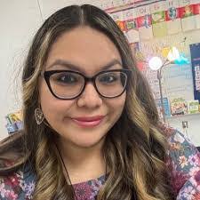 Jacquelyn James's Instagram, Twitter & Facebook