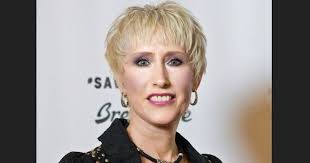 Get the Funk Out!: Leanne Summers, President at Los Angeles Women in Music  (LAWiM), Singer ~ Vocal Coach ~ Producer ~ Clinician at LEANNE SUMMERS  ENTERTAINMENT joins host Janeane Bernstein Monday at 9:30am pst!