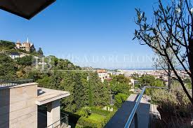 Barcelona se ha convertido en la ciudad de referencia del sector inmobiliario. Entramos En Las Casas Mas Espectaculares De Barcelona Yaencontre