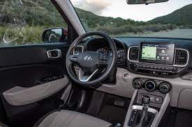 The hyundai venue has 2 diesel engine and 3 petrol engine on offer. 2021 Hyundai Venue Review Trims Specs Price New Interior Features Exterior Design And Specifications Carbuzz