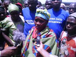 Movie sub released on august 2, 2019 · 567067 views · posted by admin · series kimi no na wa. Nyina Wa Twana Twakwa By Demathew Hair Clip Made From Horn And Porcupine Needle With Sheena Joy Gerlag Eleanor L Louw Lisa 46lcdsceniumflatt10417