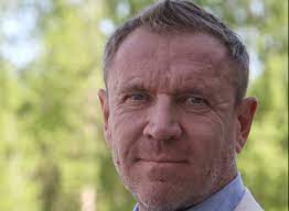 Renny harlin (born 15 march 1959 as renny lauri mauritz harjola; Renny Harlin Set For Production On Finnish Comedy Class Reunion 3 Deadline