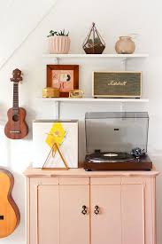 Retromantisch Interior Interieur Marshall Speaker Stanmore Cream White Gold Vintage Retro Retro Bedrooms Aesthetic Room Decor Home Decor