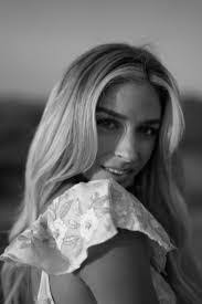 Alyssa Teal's Instagram, Twitter & Facebook