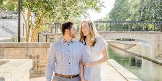 Jonathan Bledsoe and Vivian Brasfield's Wedding Website