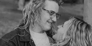 Lili Morgan and Josiah Fields's Wedding Website